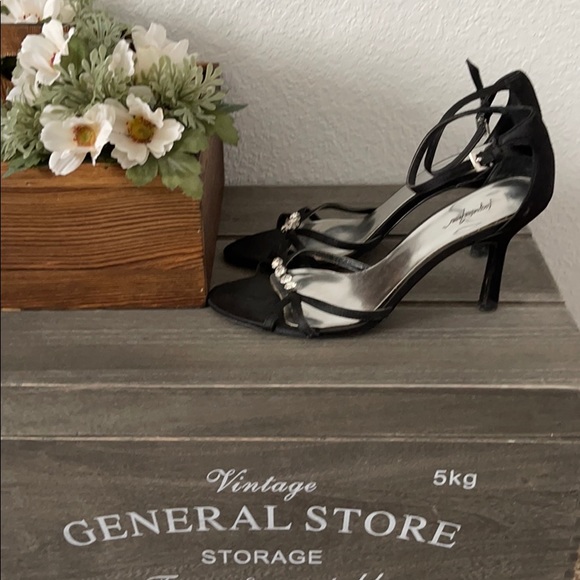 Jacqueline Ferrar Formal Black Heels (7.5M) - Picture 5 of 11